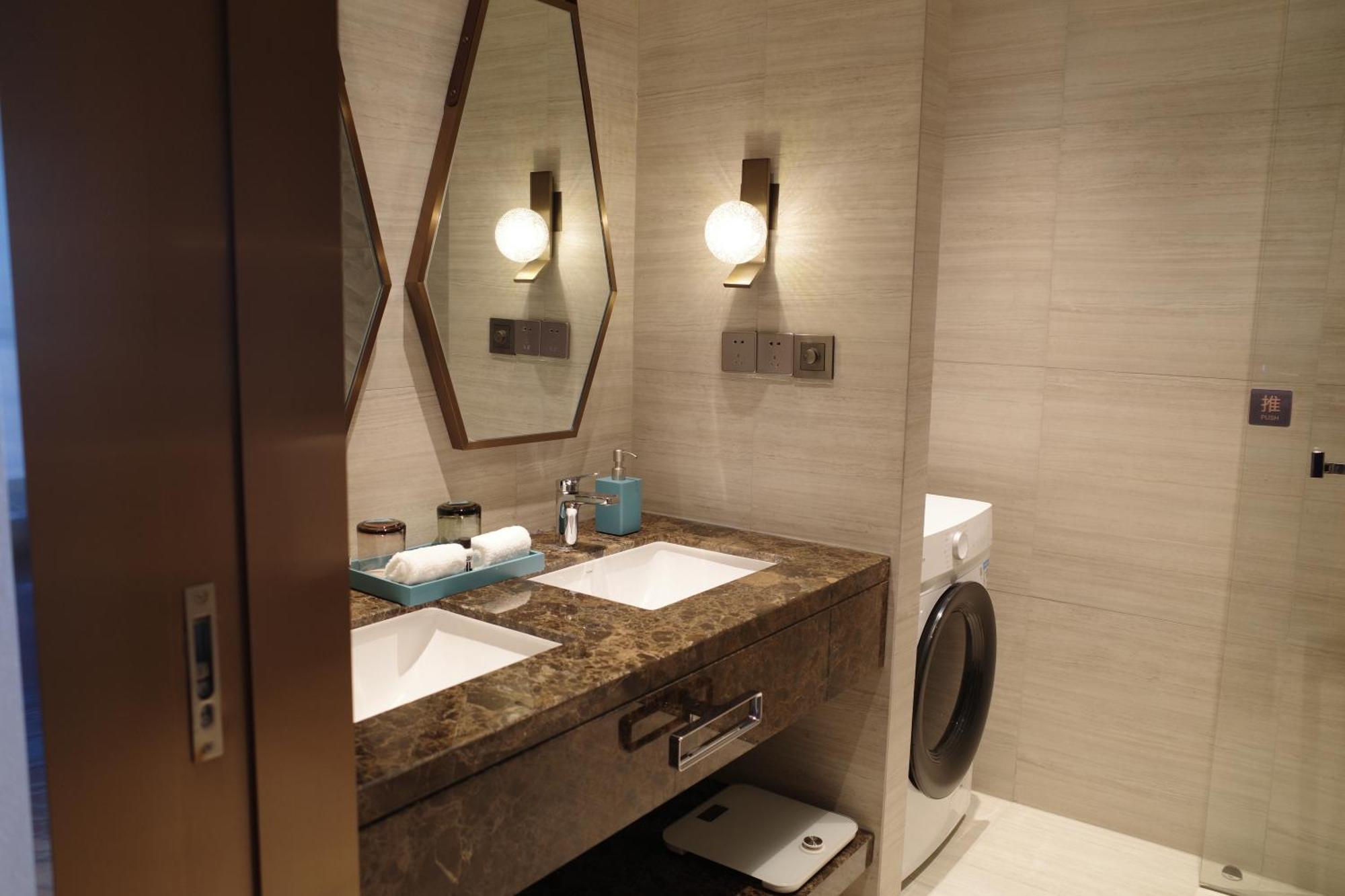L+Snow Supreme Hotel Thượng Hải Ngoại thất bức ảnh